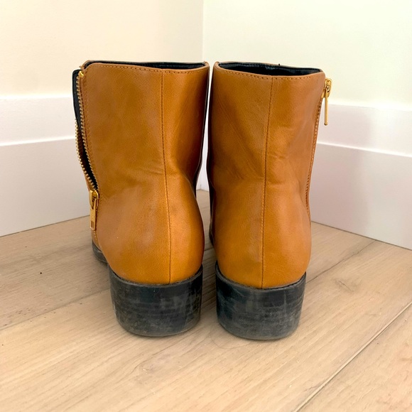 MATT & NAT Lima Boot - Size 8 - Picture 5 of 6